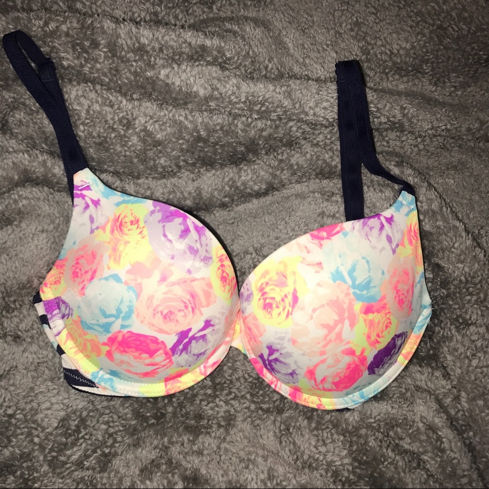 Floral bra 32D by pink
